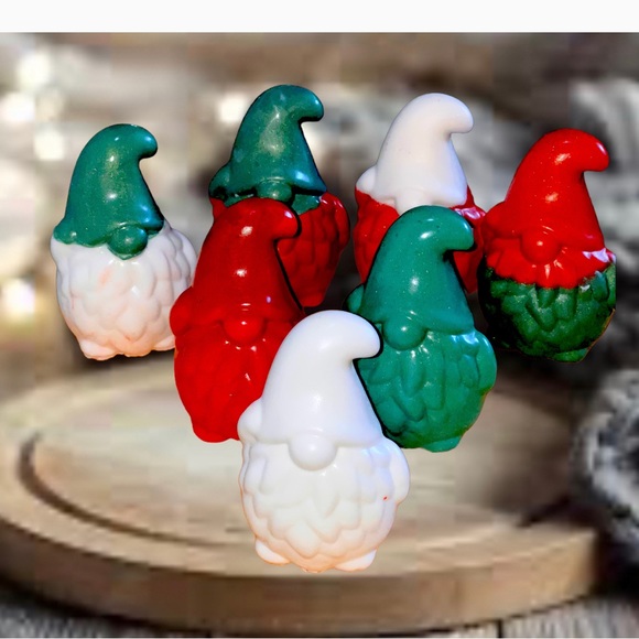 Christmas Santa Gnome Soap Bar, Holiday Soap, Guest Soap, White Elephant Gift - Picture 7 of 16